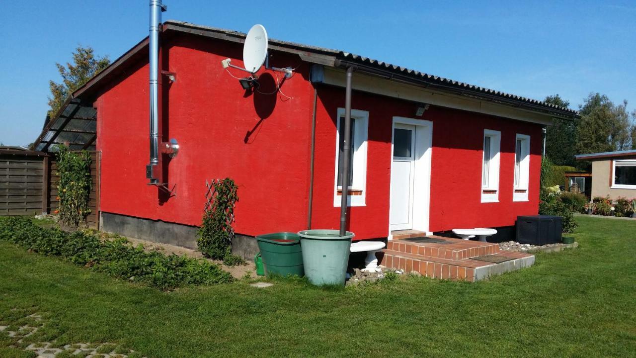 Ferienhaus Storchenweg Mahlzow エクステリア 写真
